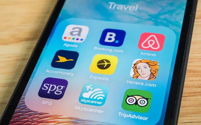 app expedia airbnb accorhotels tripadvisor booking